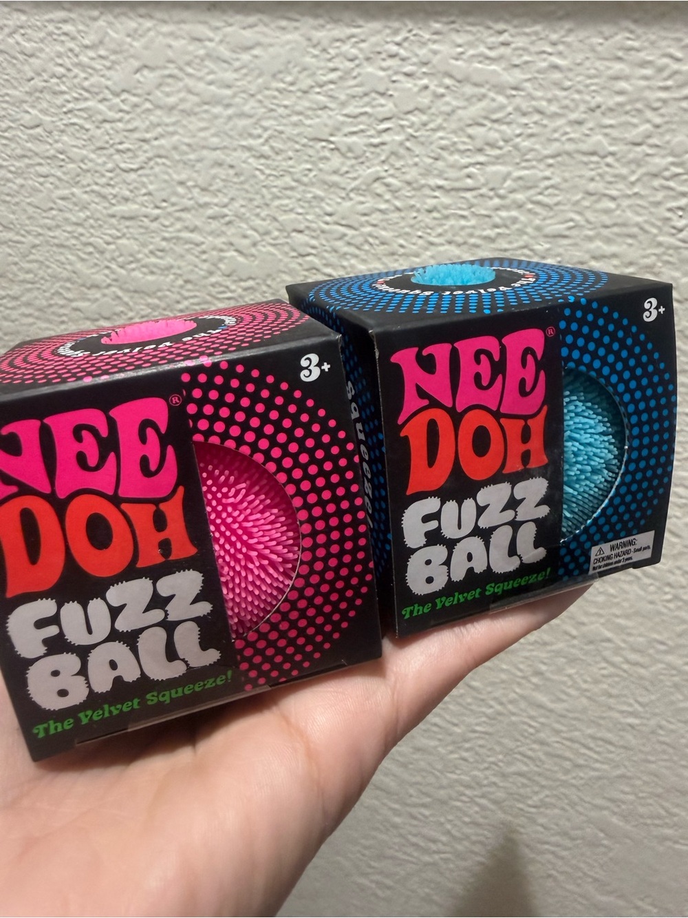 Bundle of 2 NeeDoh Fuzz Ball Squishy. Pink & Blue.NEW